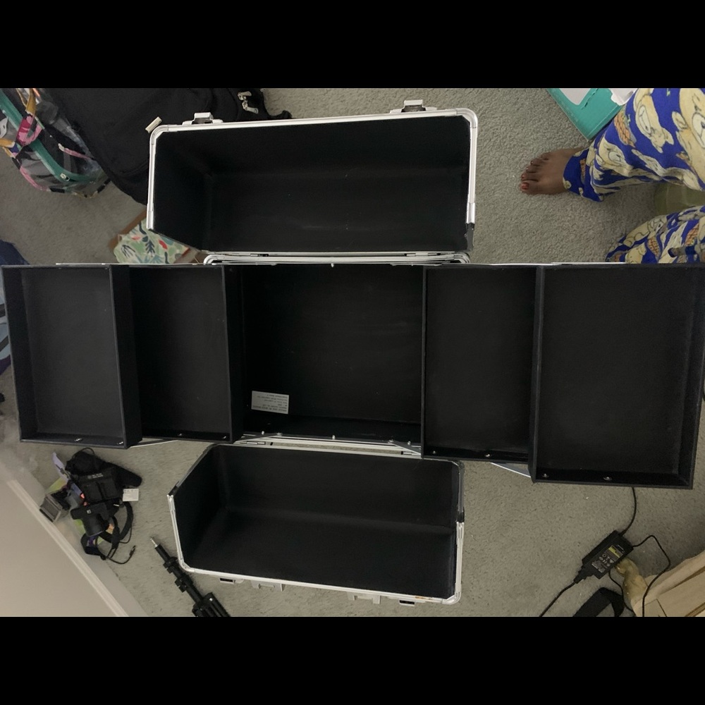 Makeup Train Caae - Picture 8 of 14